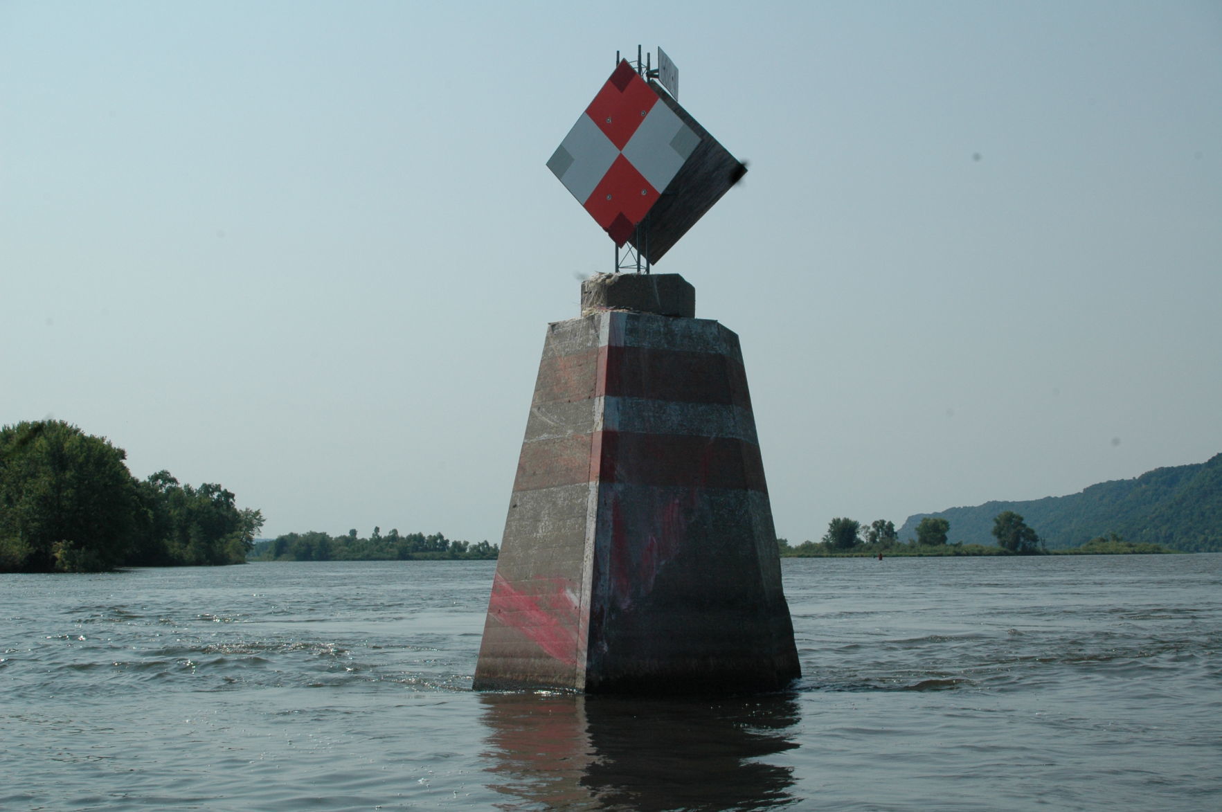 Navigational marker 4